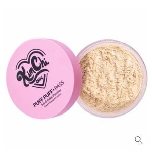 KimChi Chic Beauty Puff Puff Pass Set & Bake Powder Banana setting translucent